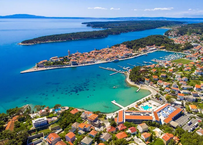 Daire Gemuetliche Erdgeschossferienwohnung Mit Balkon By Interhome *